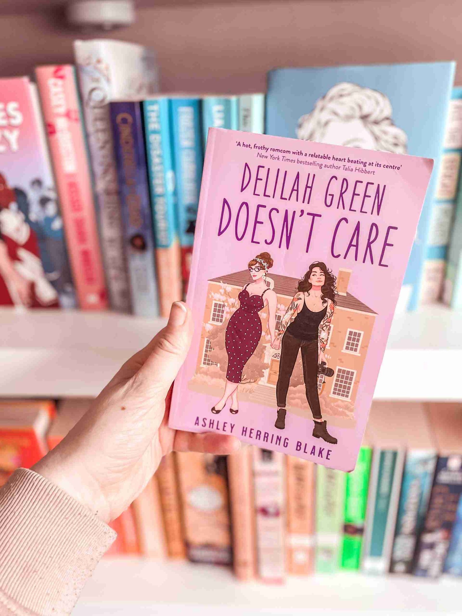 Sapphic Contemporary books  -Delilah Green Doesn't Care by Ashley Herring Blake book cover