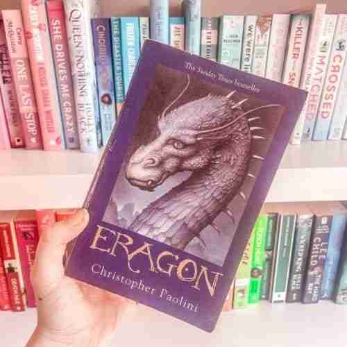 15 Page-turning books similar to Eragon you won’t be able to put down